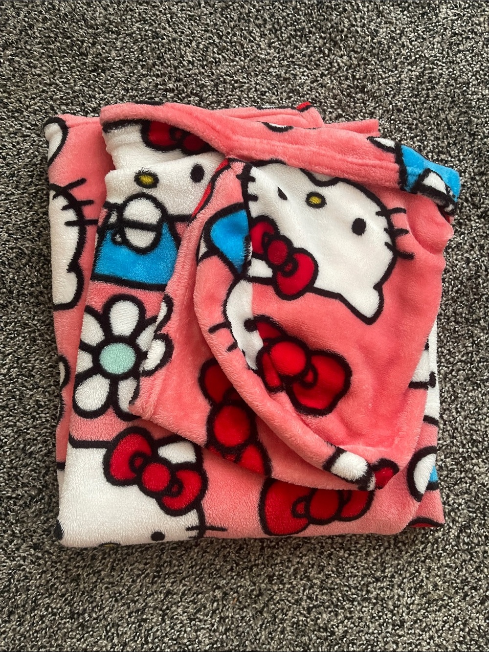 Hello Kitty Hooded Blanket